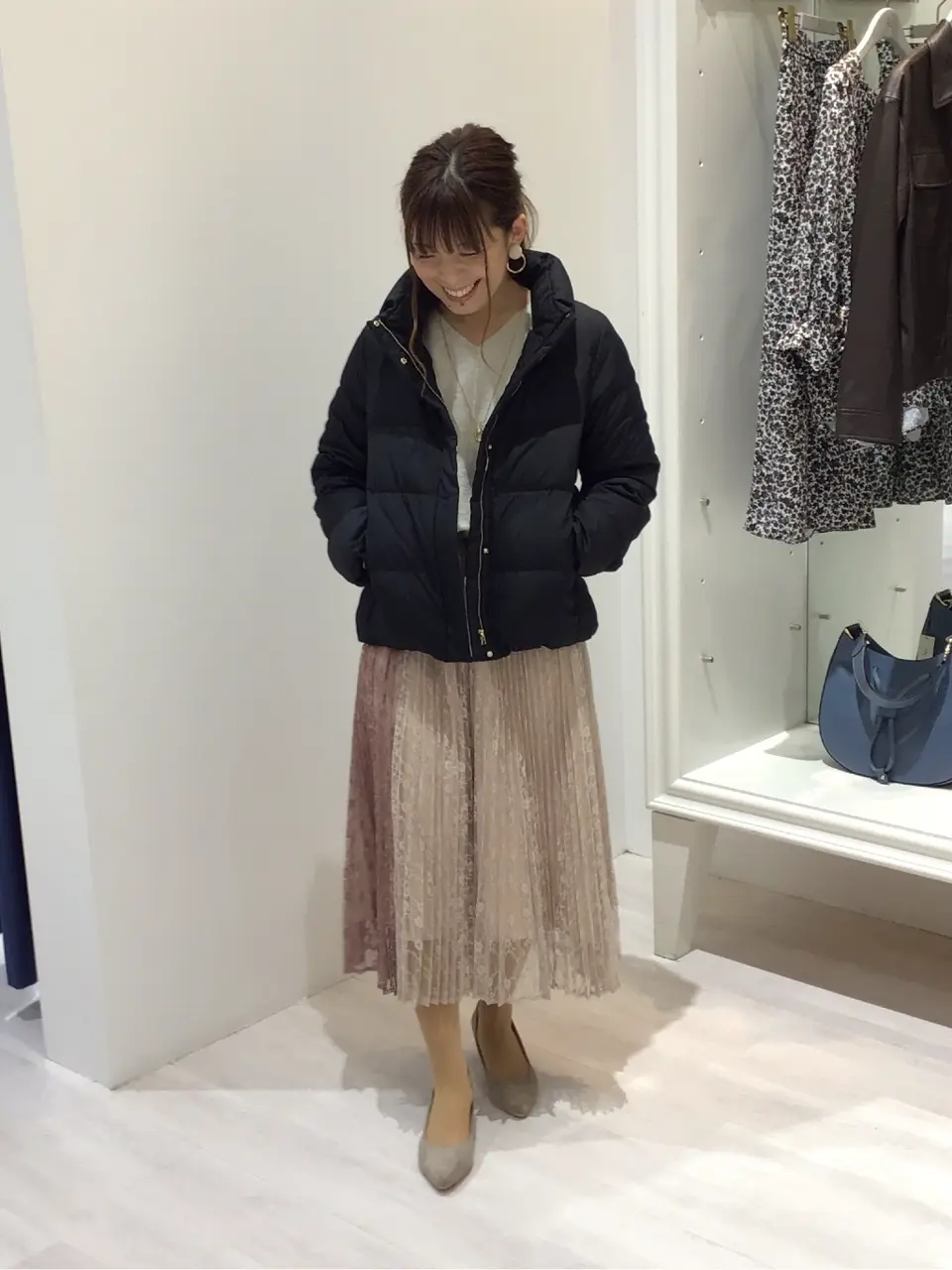 ANY SIS スタッフ コーディネート画像