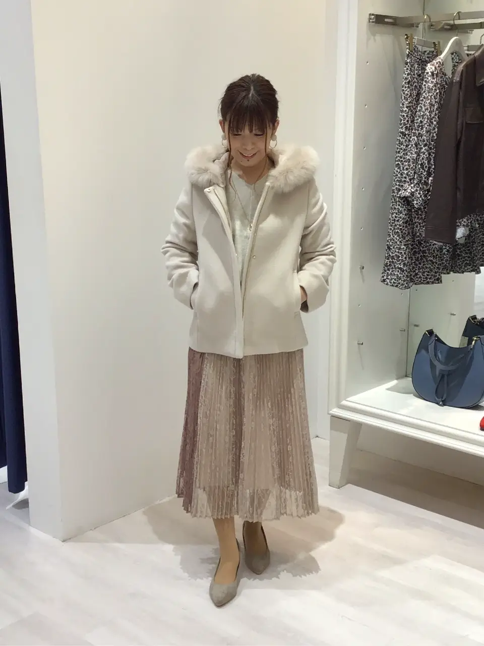 ANY SIS スタッフ コーディネート画像