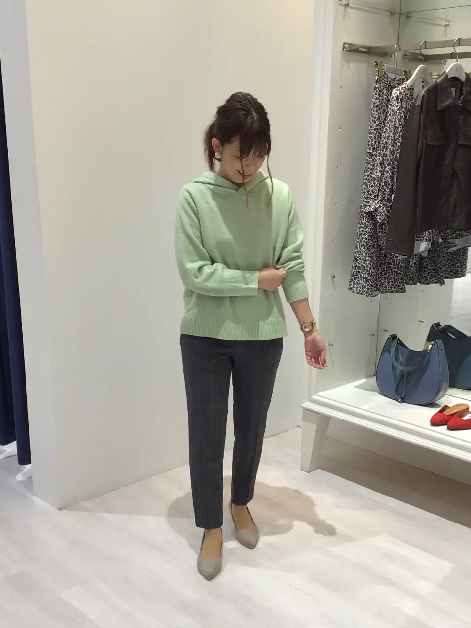 ANY SIS スタッフ コーディネート画像