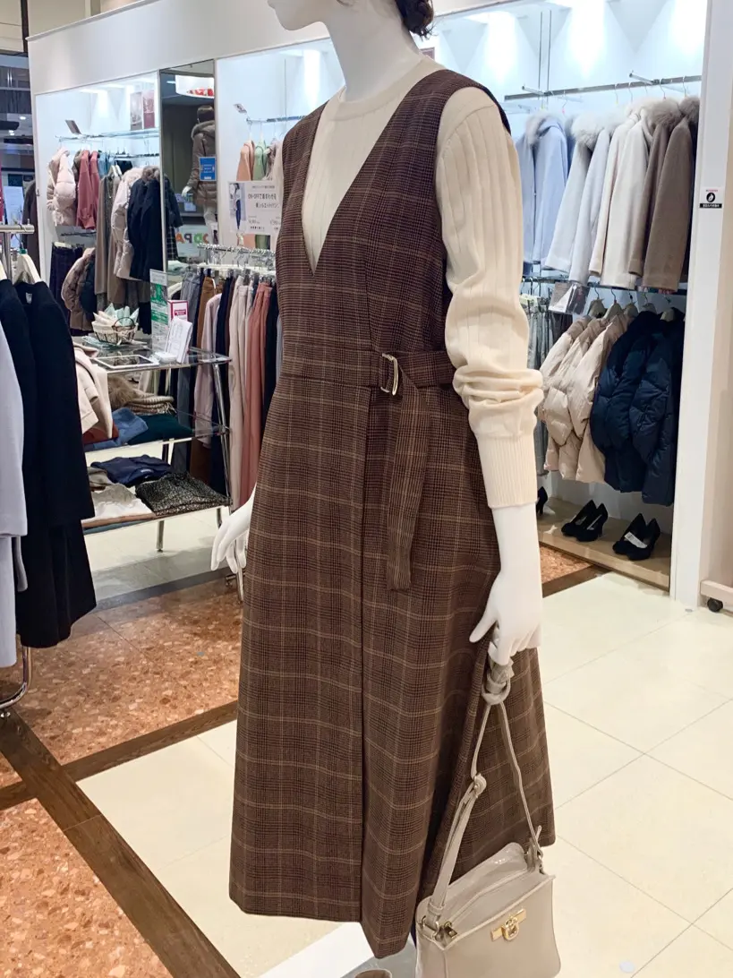 ANY SIS 田中 コーディネート画像