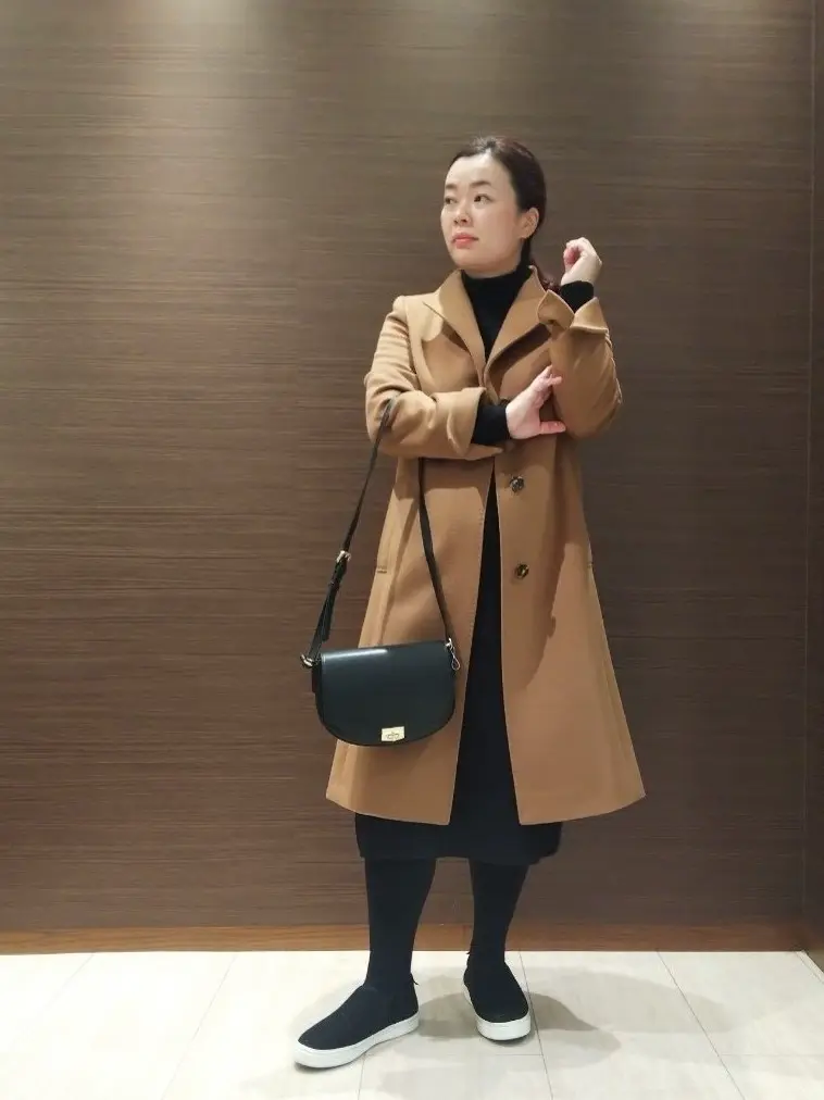  スタッフn コーディネート画像