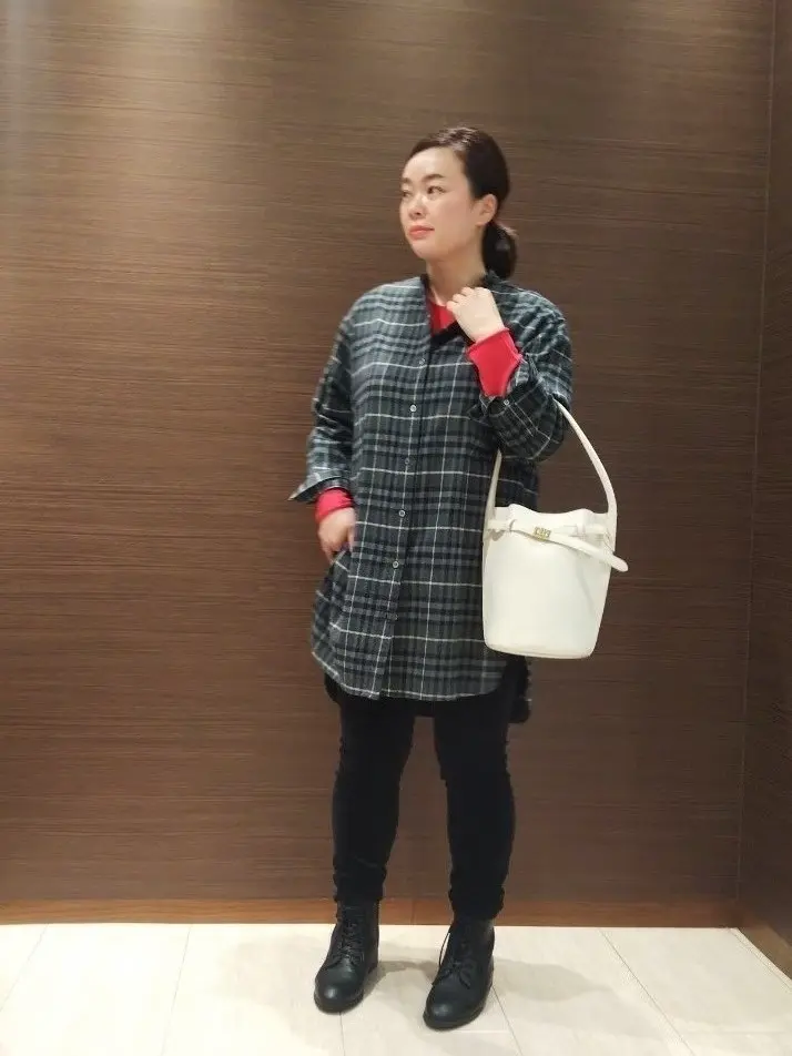 23区 L スタッフn コーディネート画像