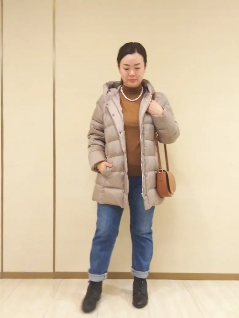  スタッフn コーディネート画像