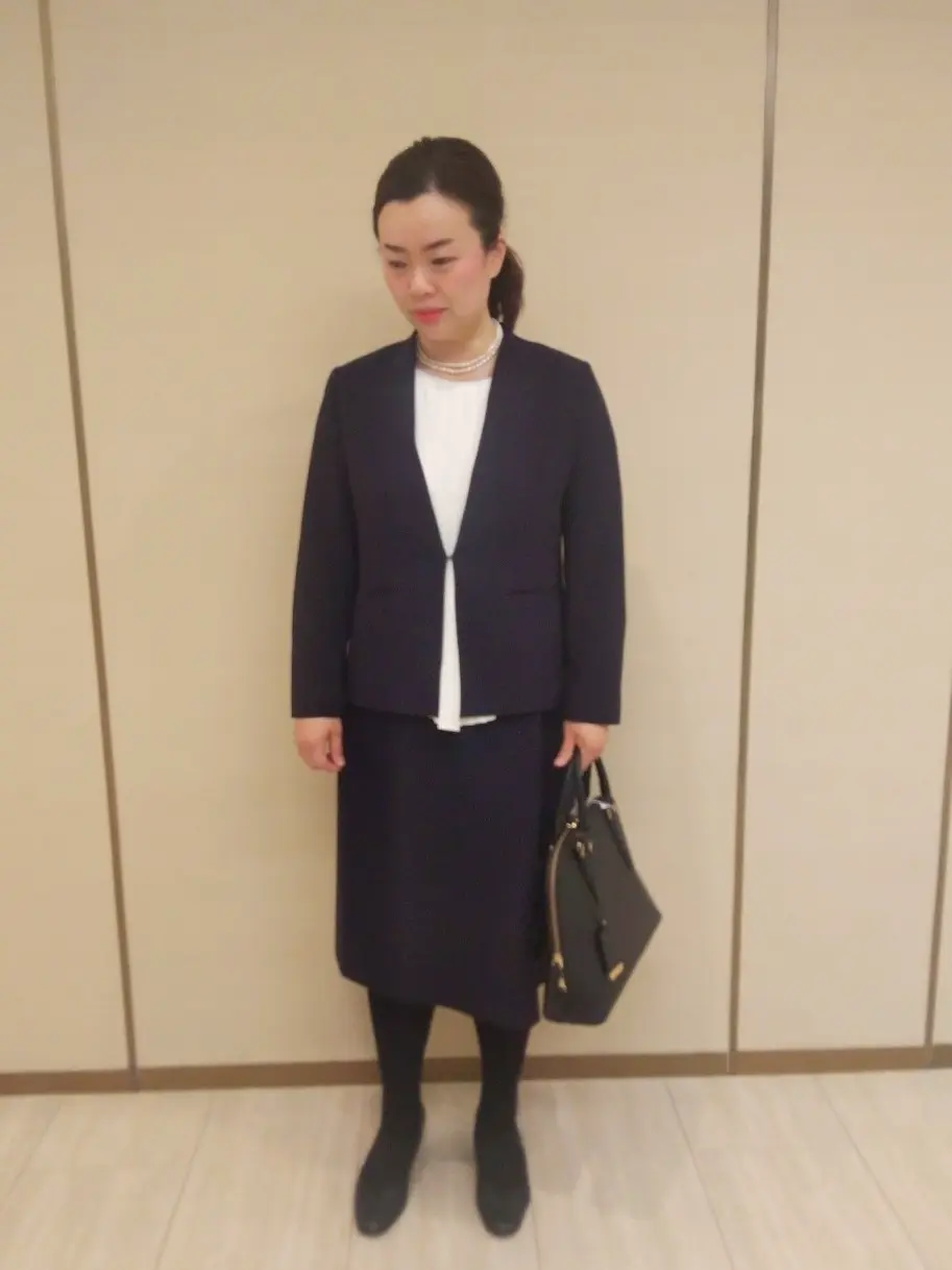  スタッフn コーディネート画像