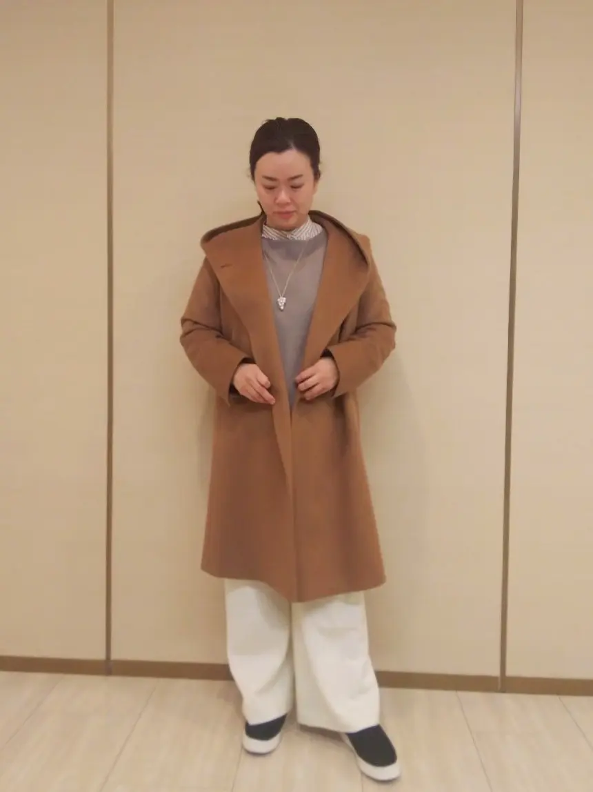  スタッフn コーディネート画像