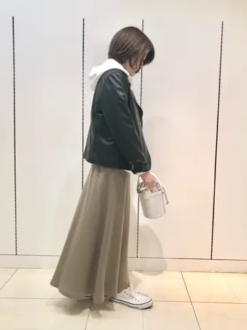 23区 L 鈴木 コーディネート画像