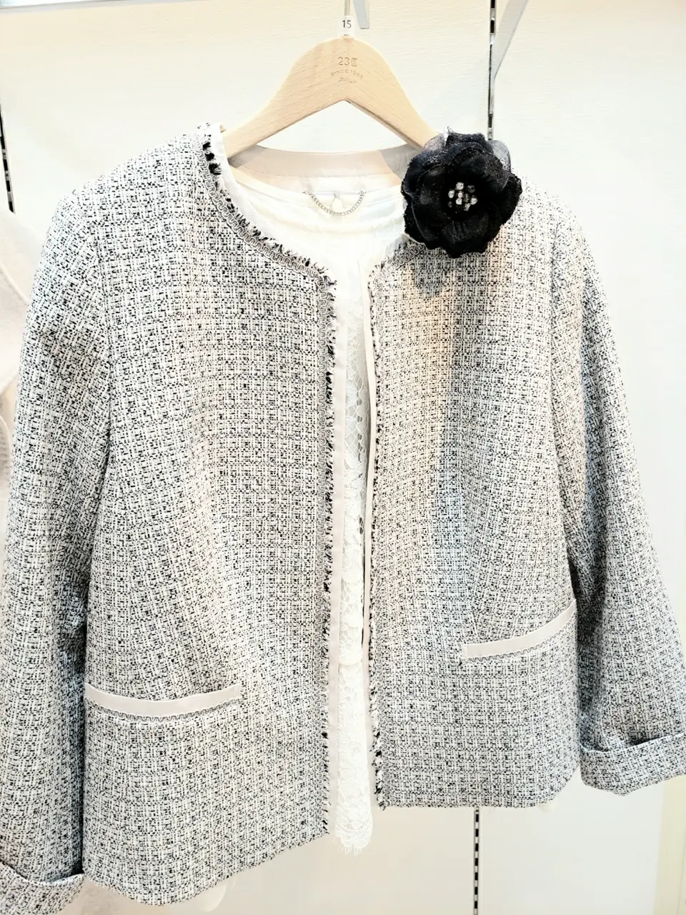 23区 L 菅野 コーディネート画像