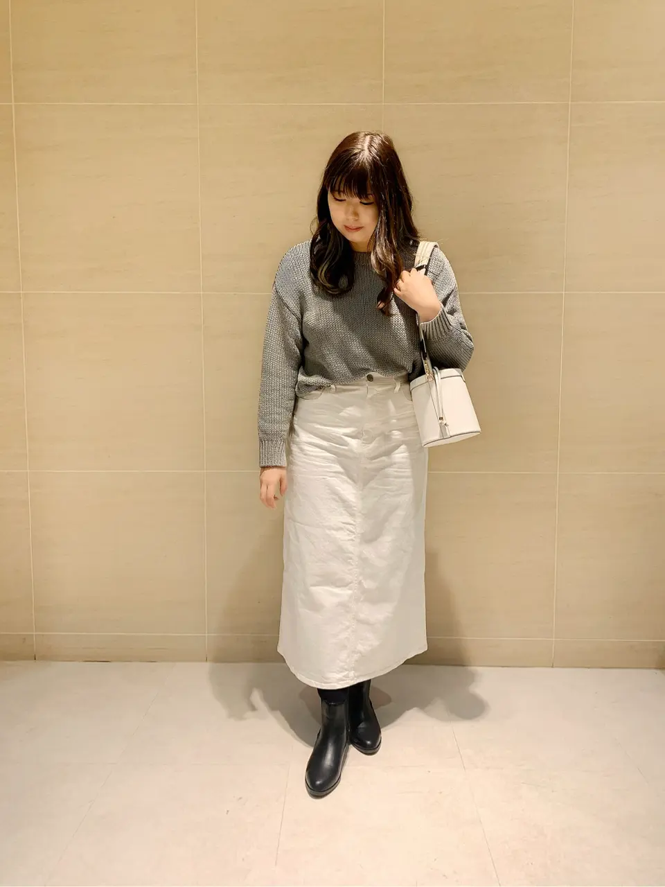  出口 コーディネート画像