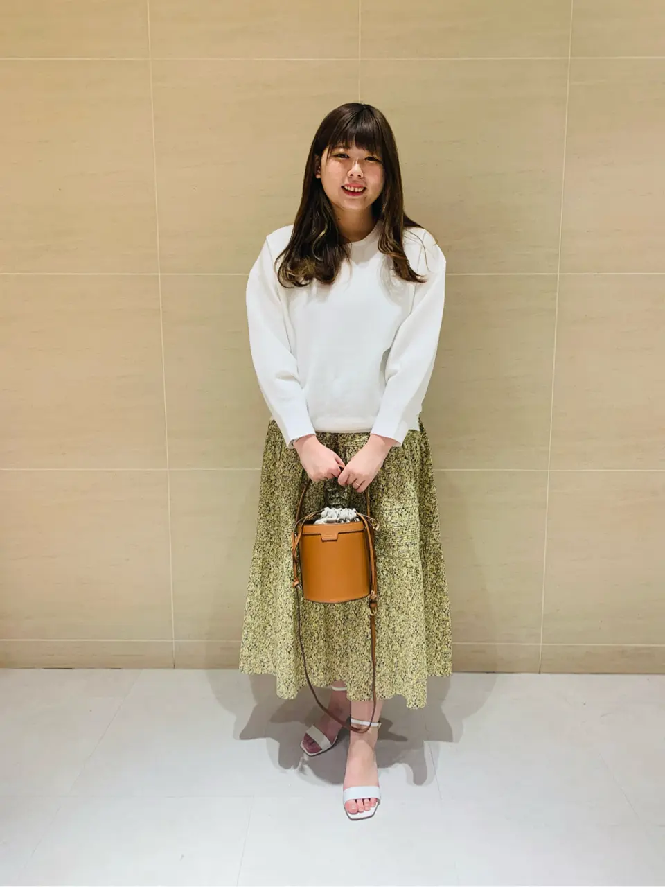  出口 コーディネート画像