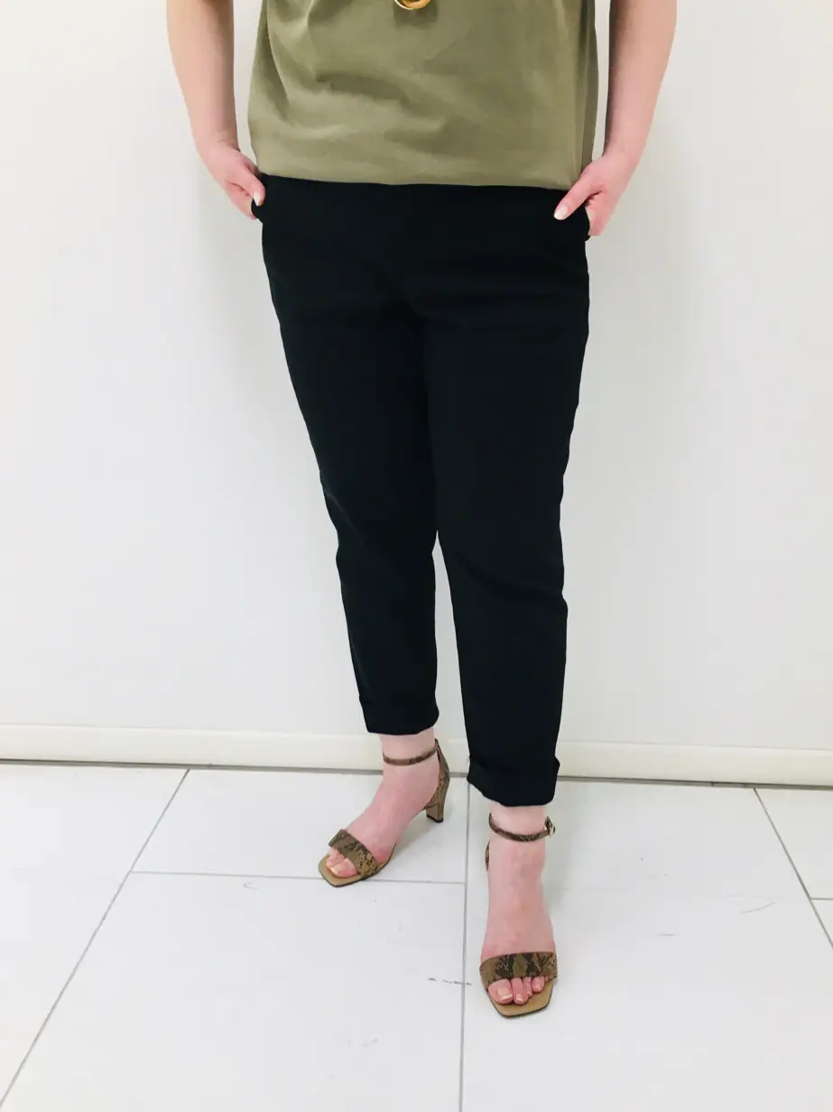 23区 L 佐藤 コーディネート画像