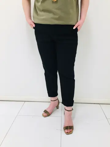 23区 L 佐藤 コーディネート画像