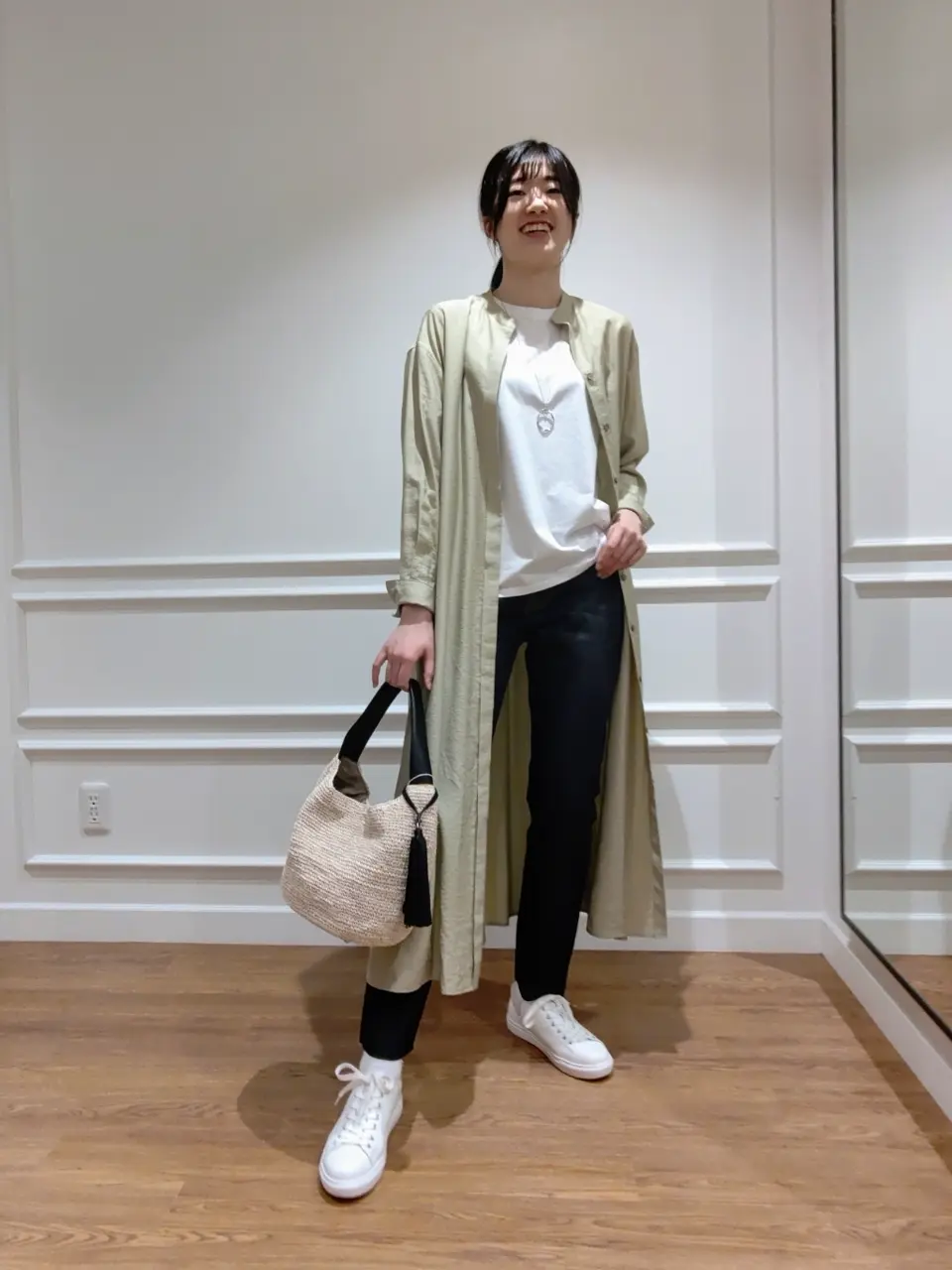  スタッフ コーディネート画像