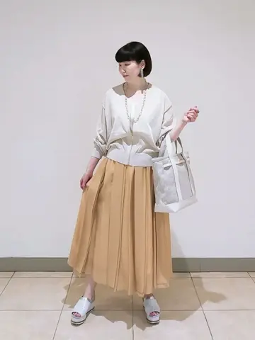 23区 L スタッフ コーディネート画像