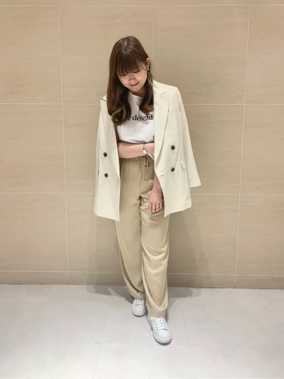  出口 コーディネート画像