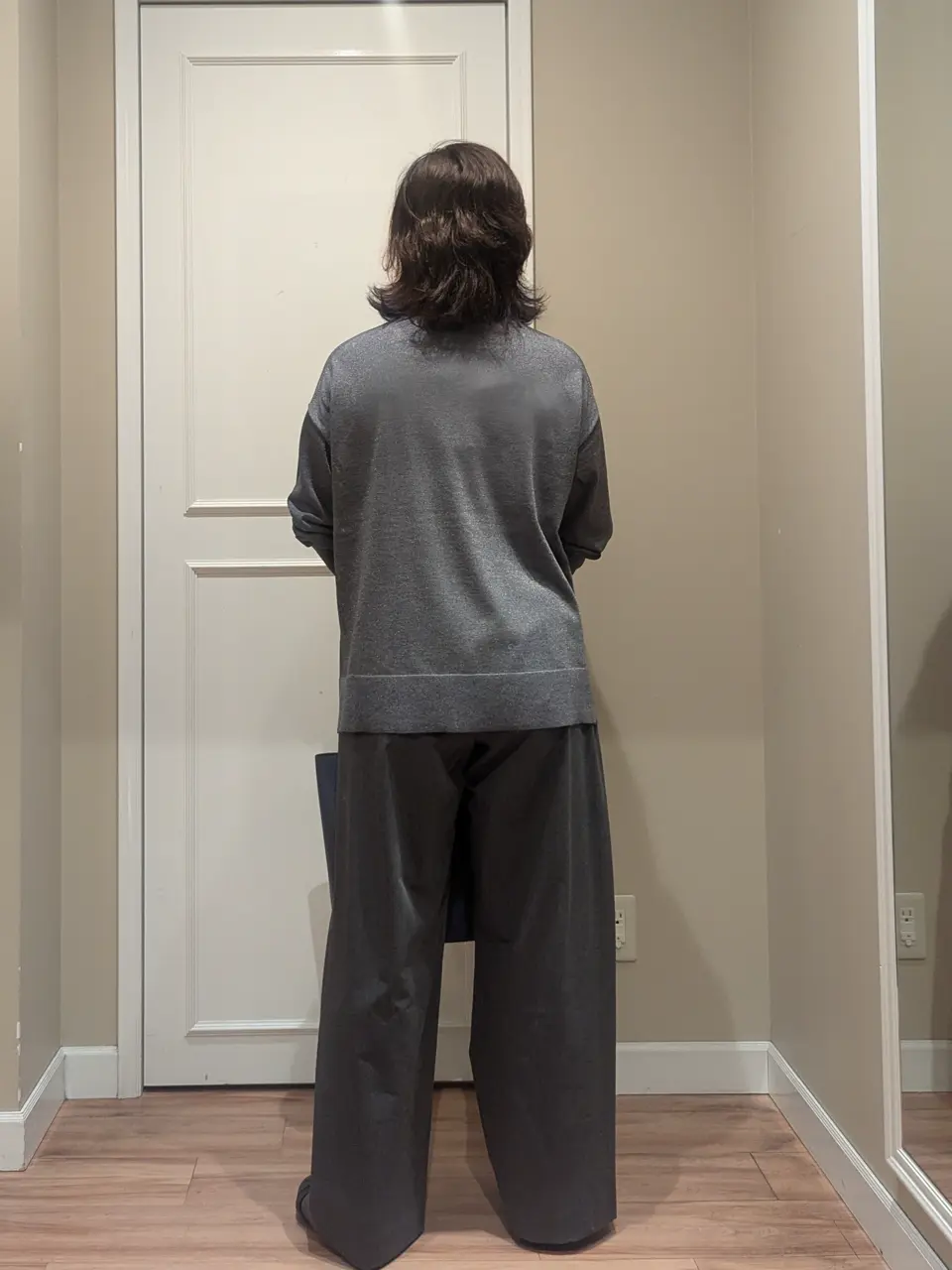 23区 L スタッフn コーディネート画像