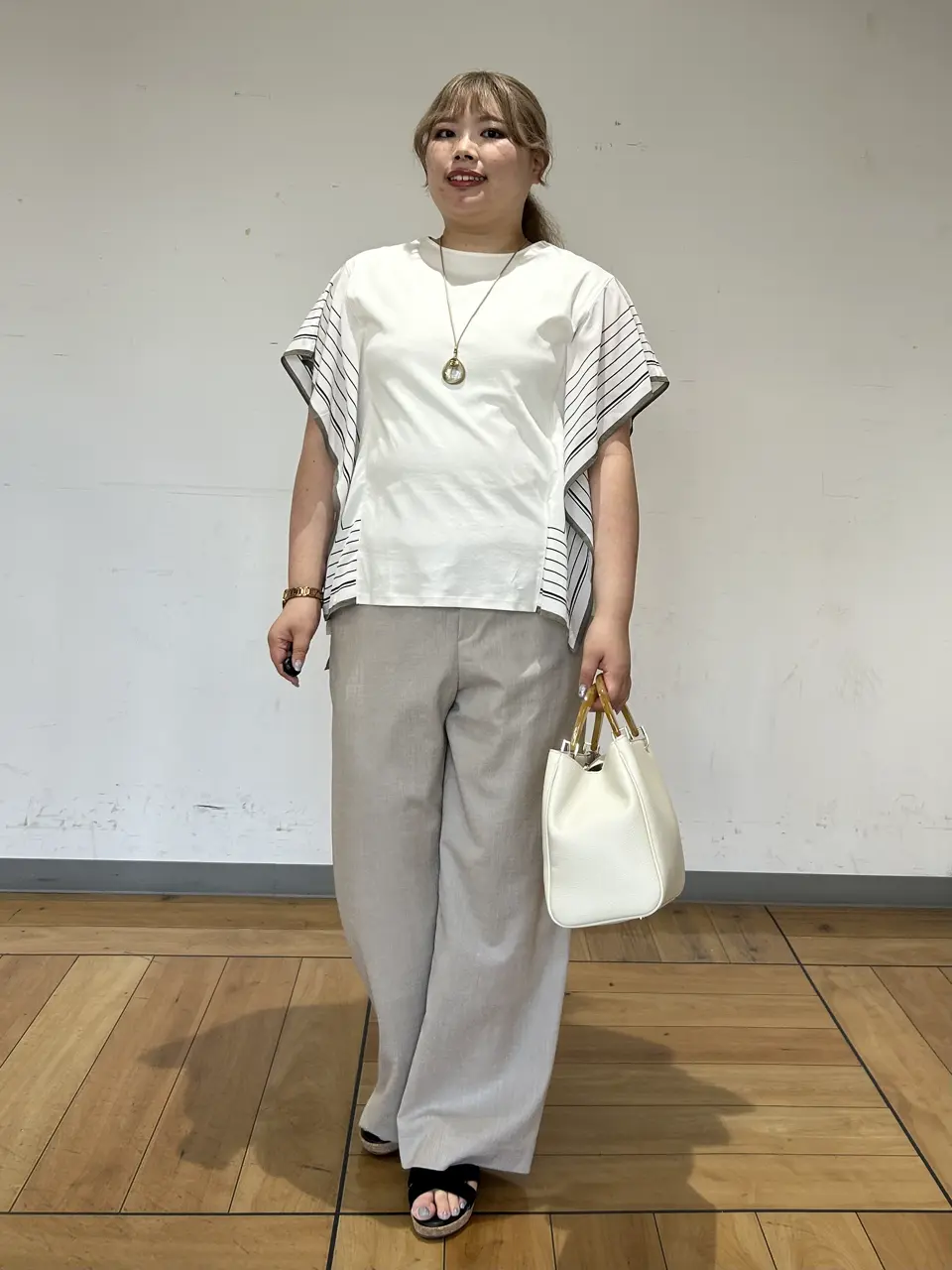 23区 L 田邊 コーディネート画像