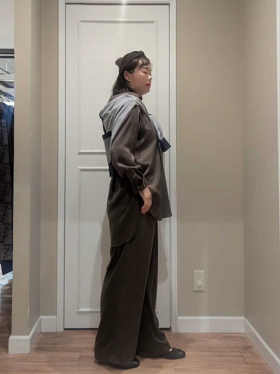 23区 L スタッフn コーディネート画像