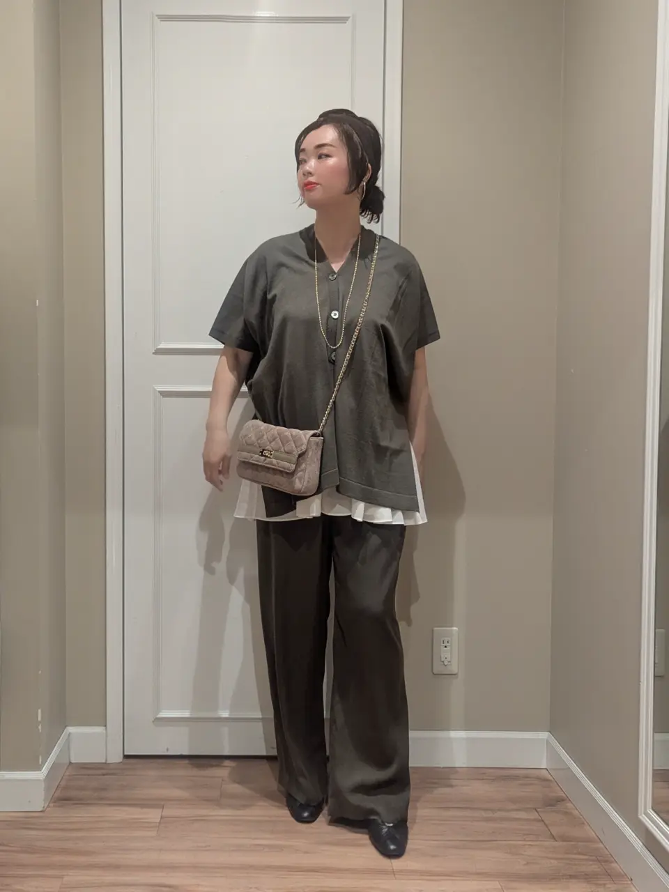 23区 L スタッフn コーディネート画像