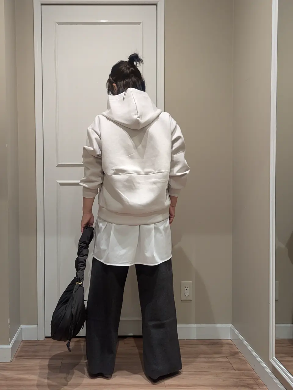 23区 L スタッフn コーディネート画像