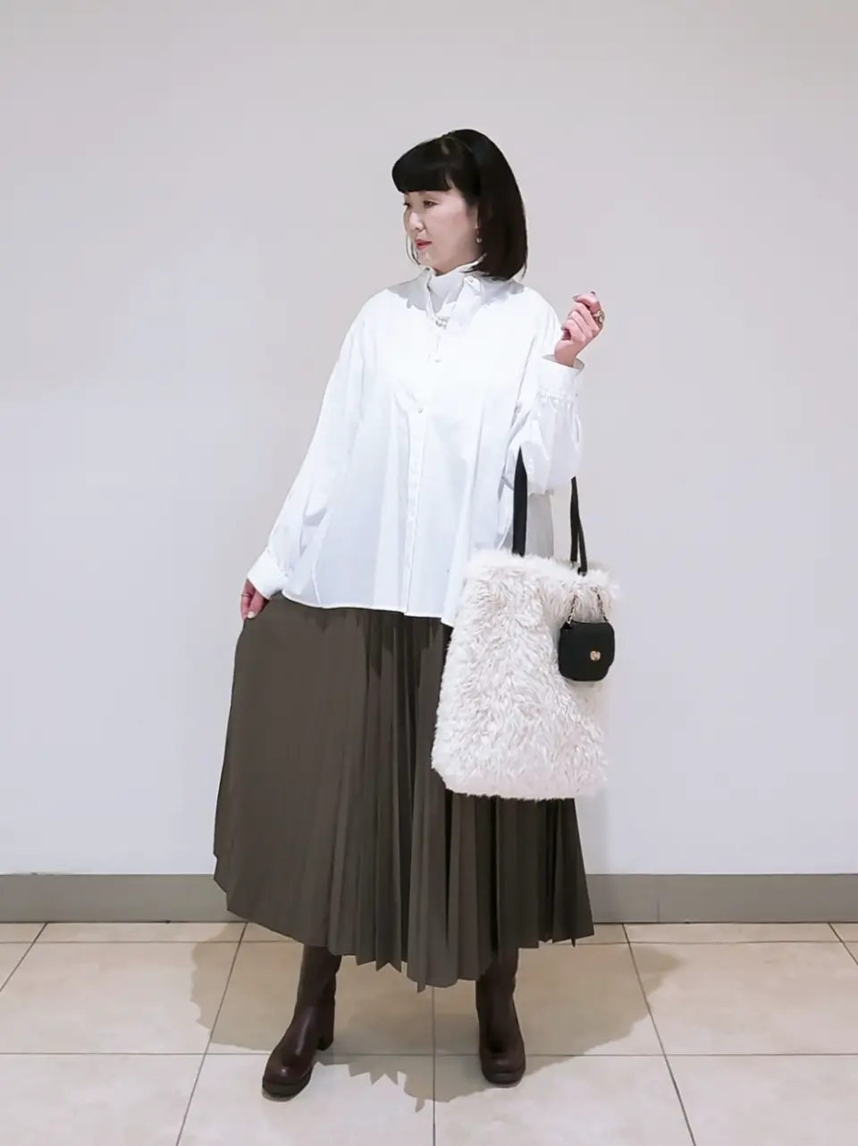 23区 L スタッフ コーディネート画像