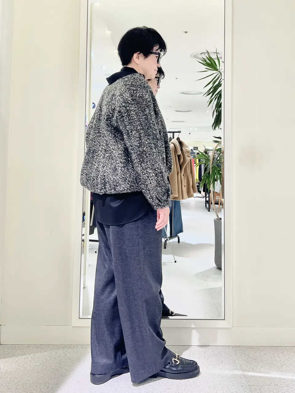 23区 L スタッフ コーディネート画像