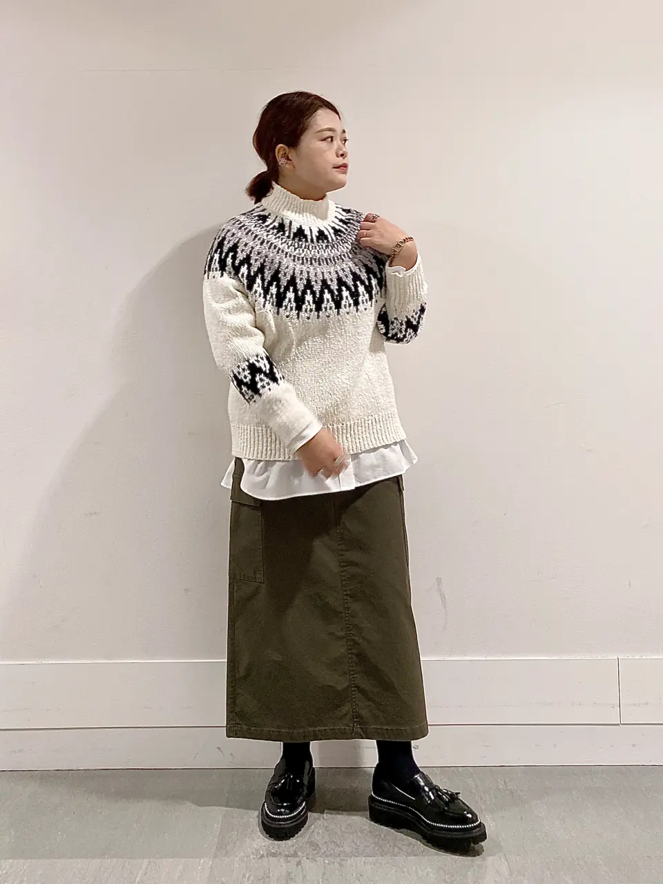  上山 コーディネート画像