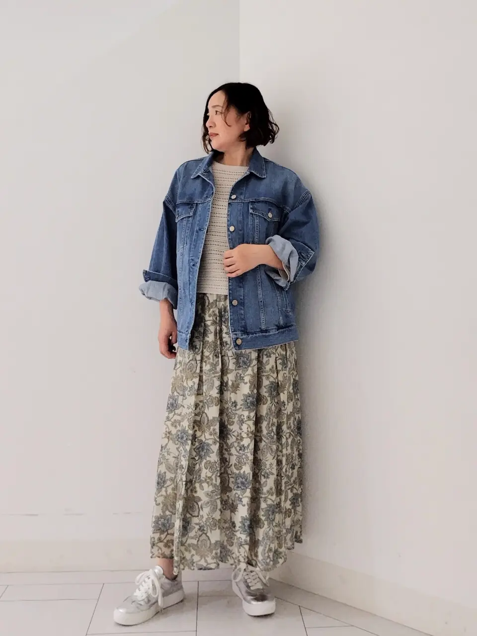  ナオミ コーディネート画像