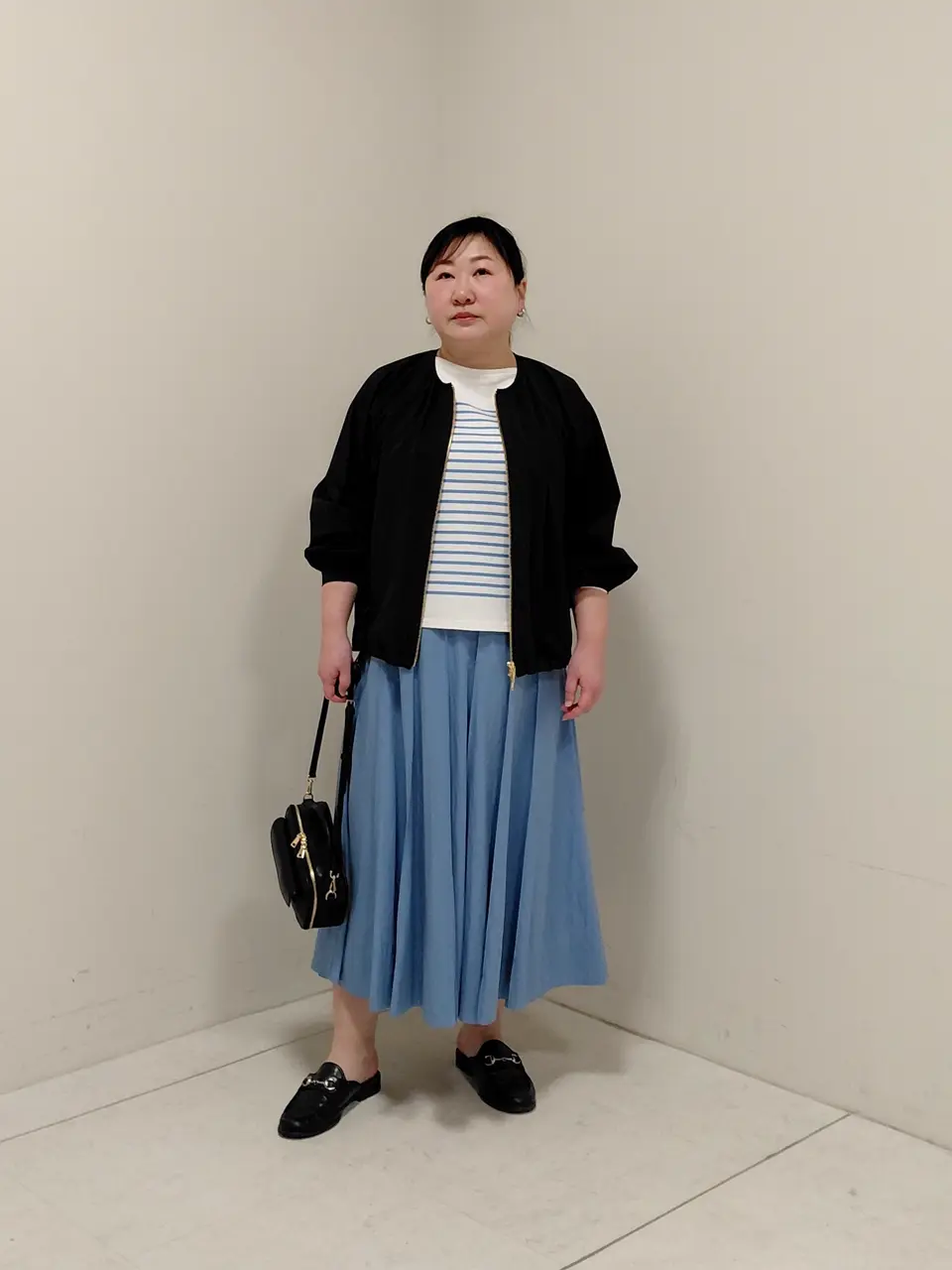  コウノ コーディネート画像