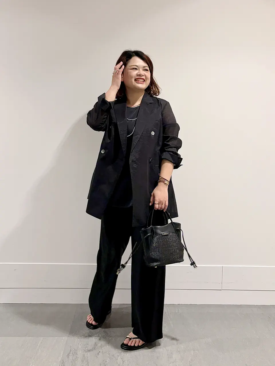  上山 コーディネート画像