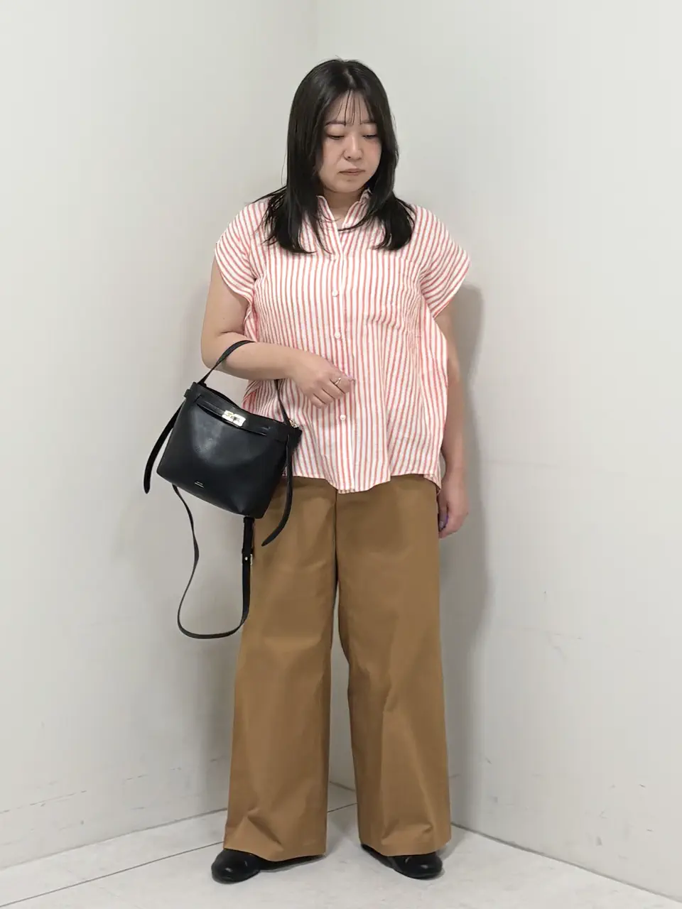  アベ コーディネート画像