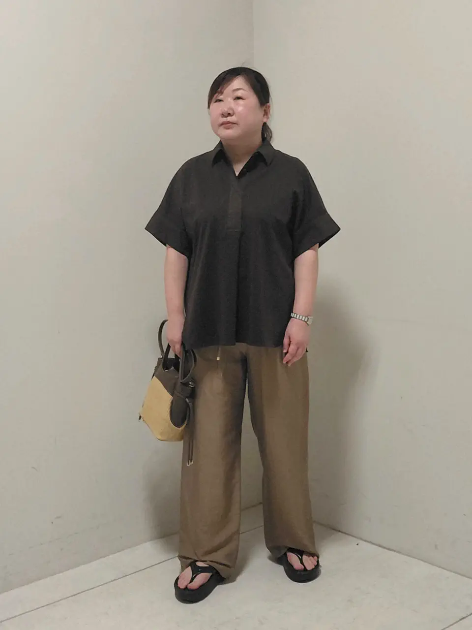  コウノ コーディネート画像