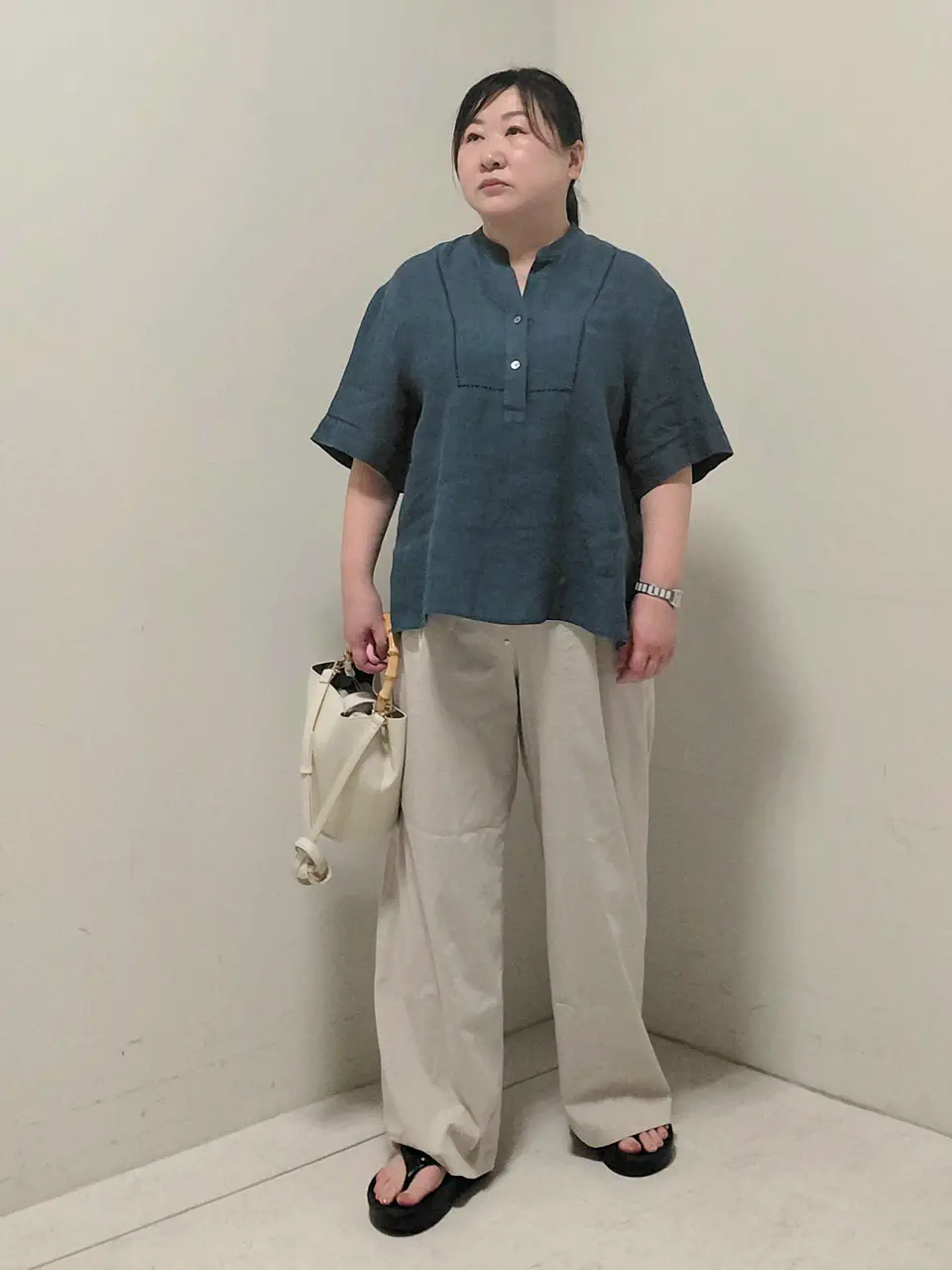  コウノ コーディネート画像
