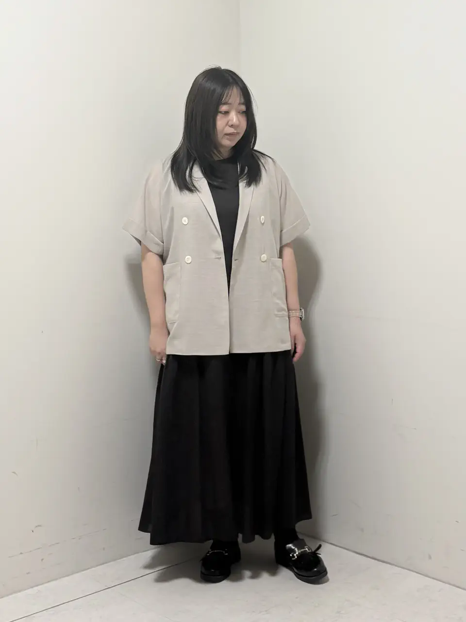  アベ コーディネート画像