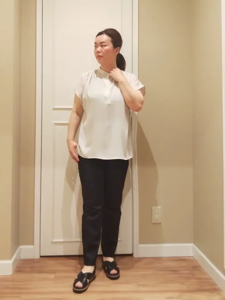  スタッフn コーディネート画像