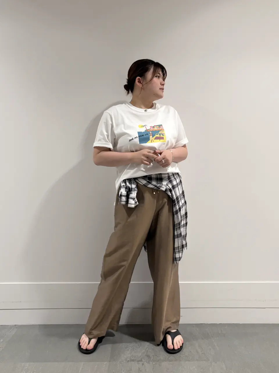  稲家 コーディネート画像