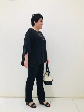 23区 L 佐藤 コーディネート画像