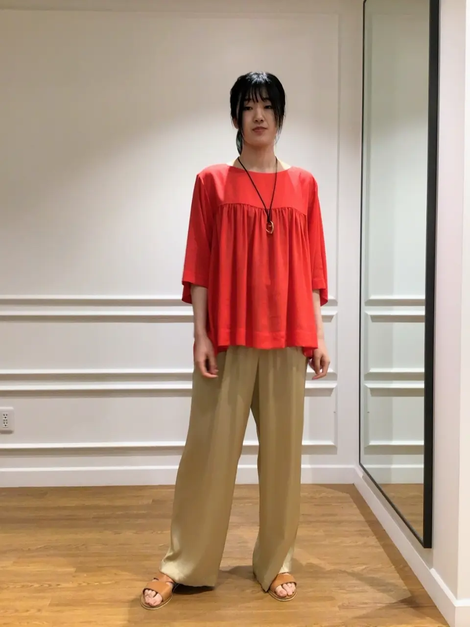  スタッフ コーディネート画像