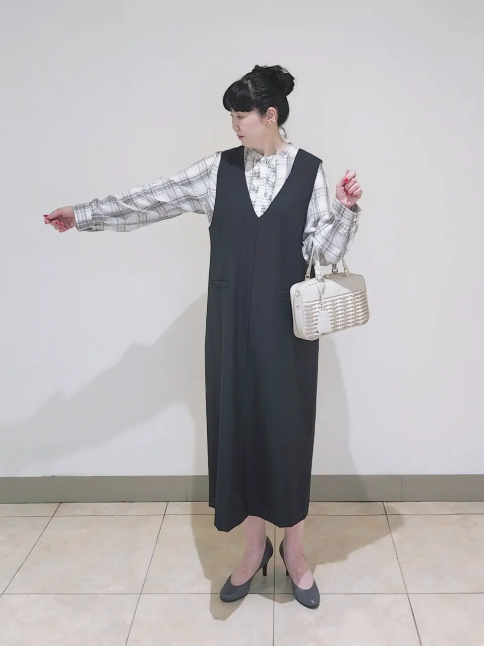 J.PRESS LADIES L スタッフ コーディネート画像