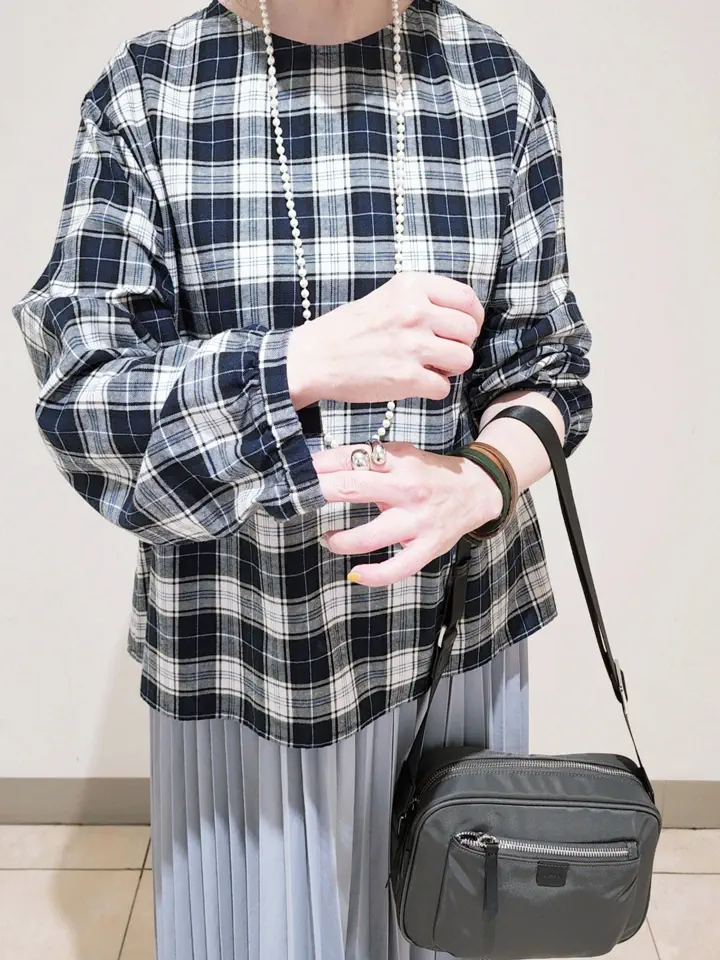 J.PRESS LADIES L スタッフ コーディネート画像
