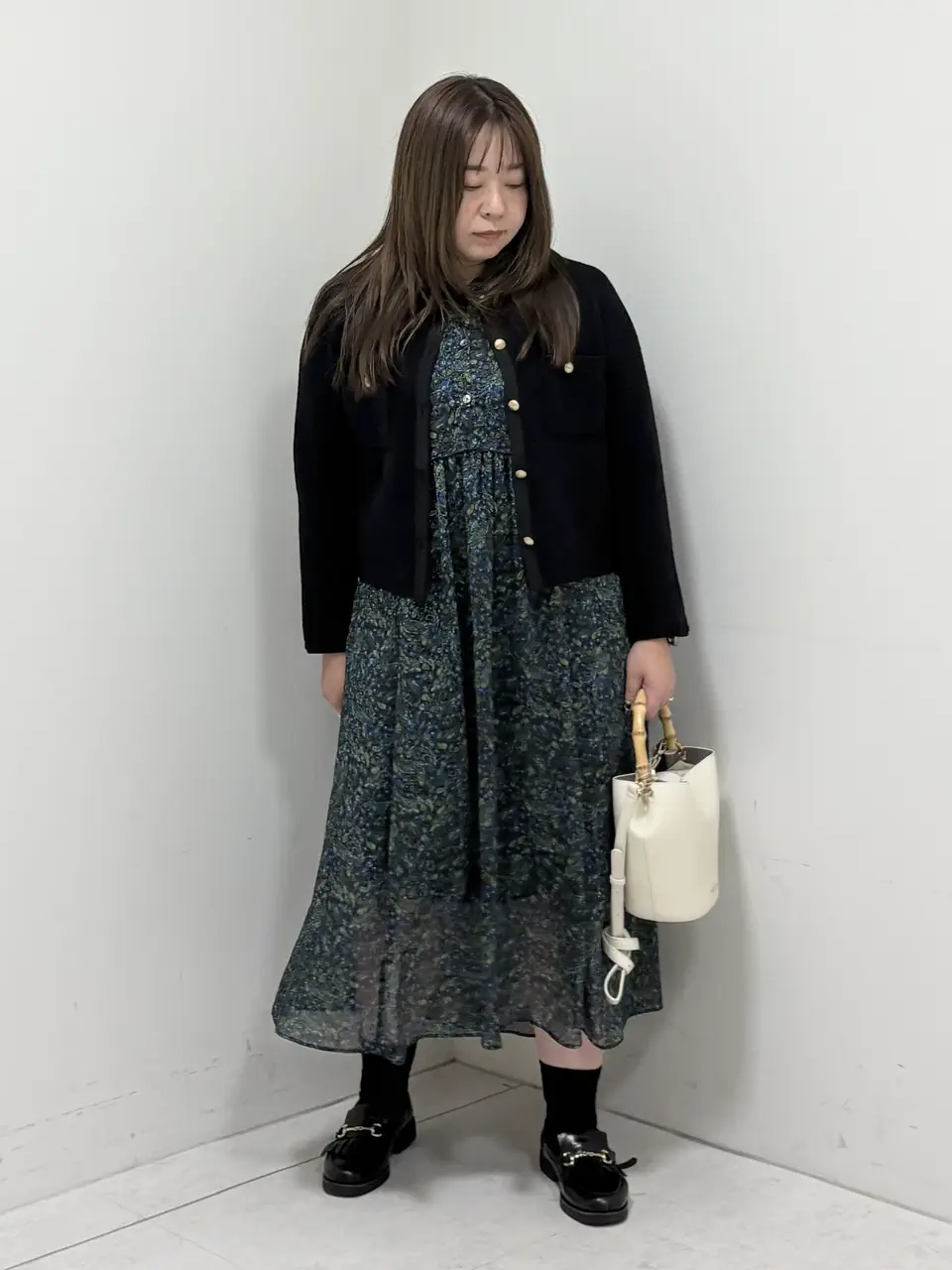  アベ コーディネート画像