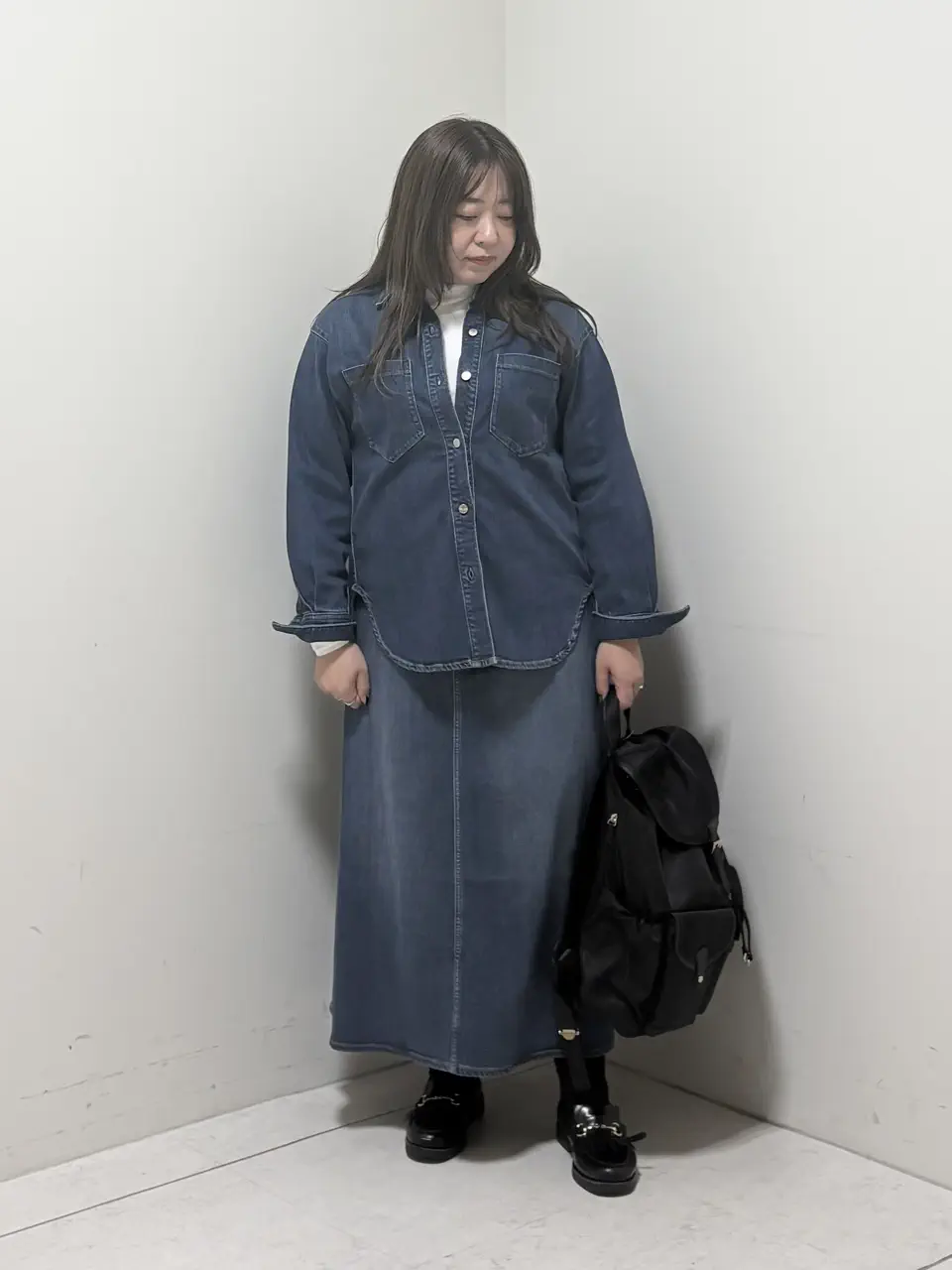  アベ コーディネート画像