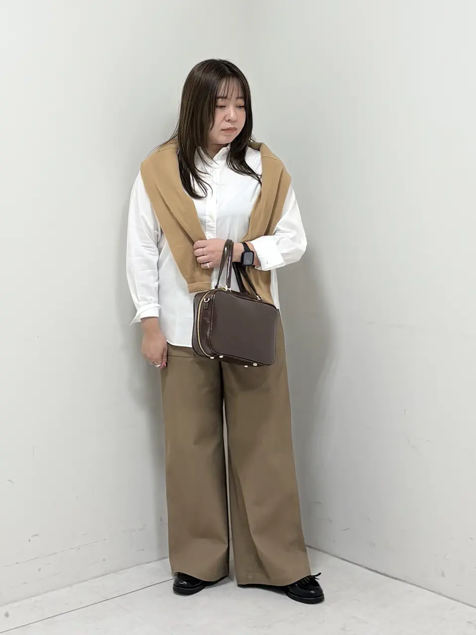  アベ コーディネート画像