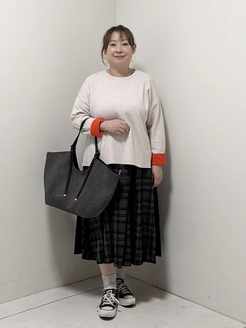  イイダ コーディネート画像
