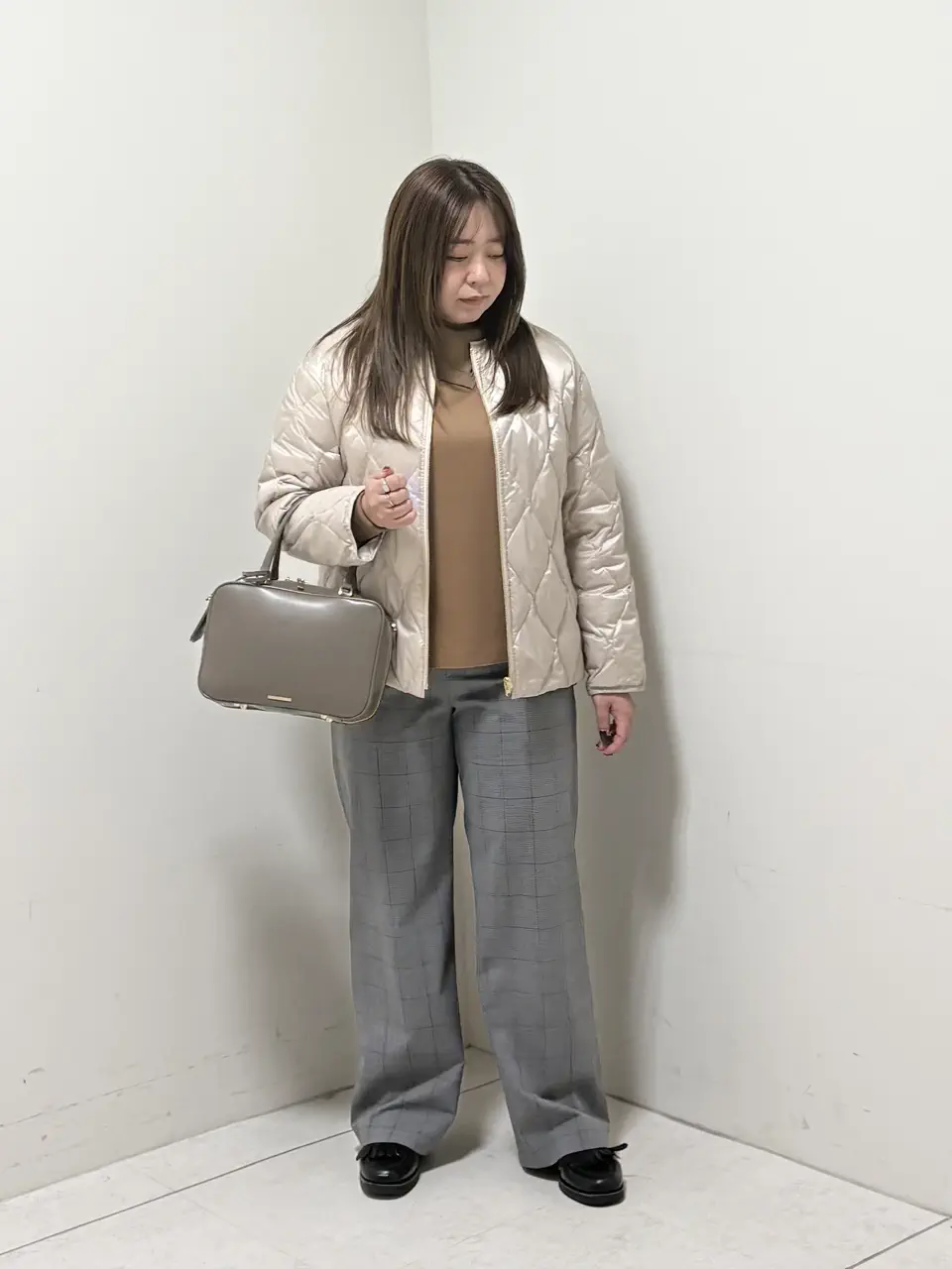  アベ コーディネート画像