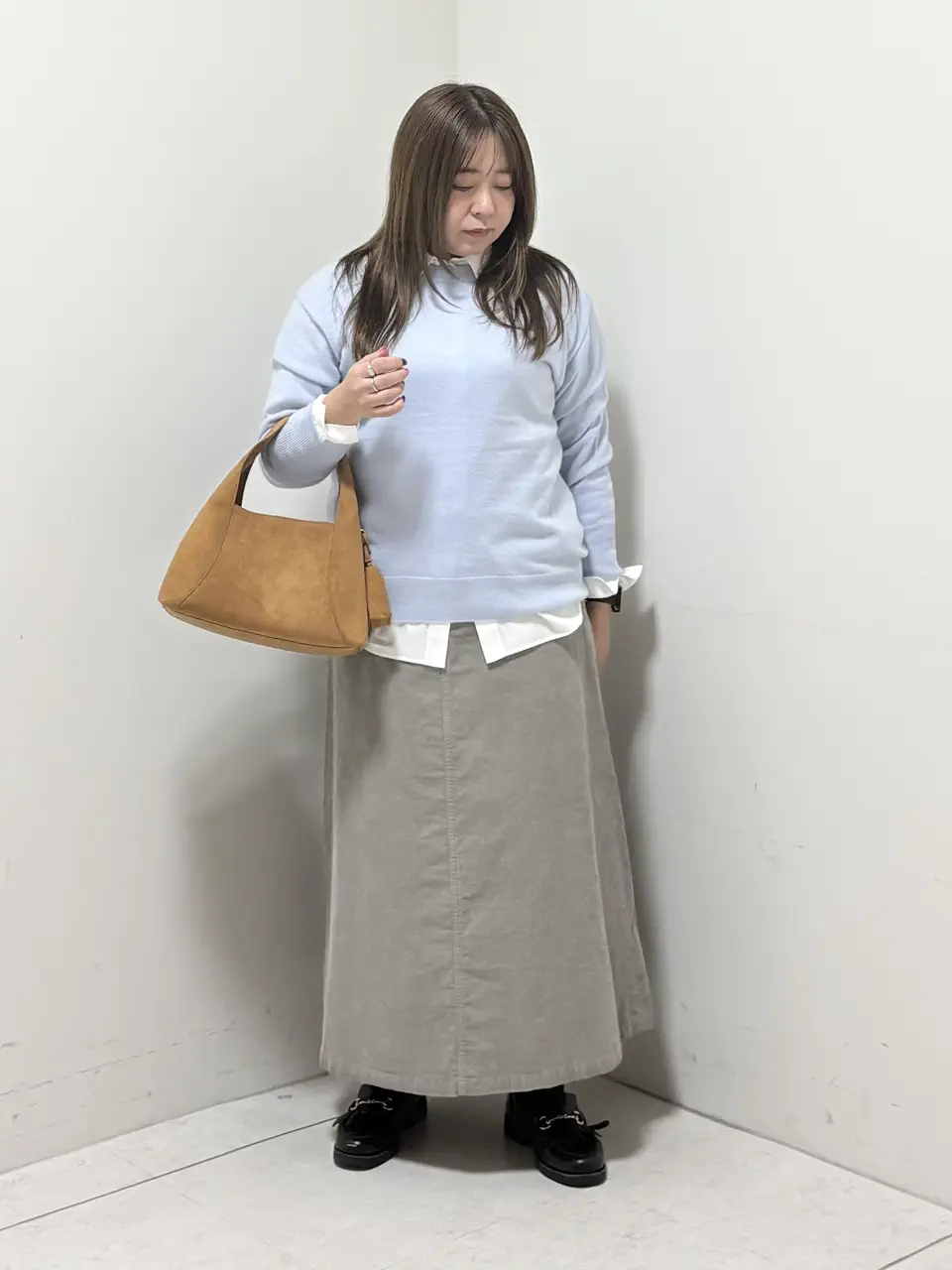  アベ コーディネート画像