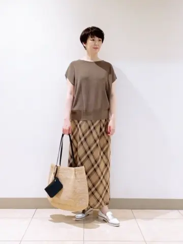 23区 L スタッフ コーディネート画像