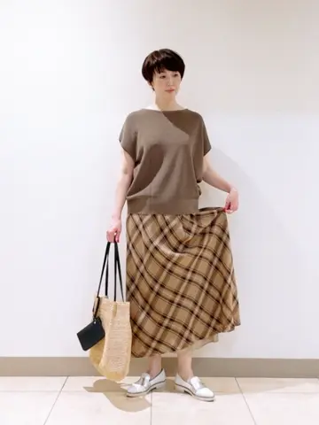 23区 L スタッフ コーディネート画像