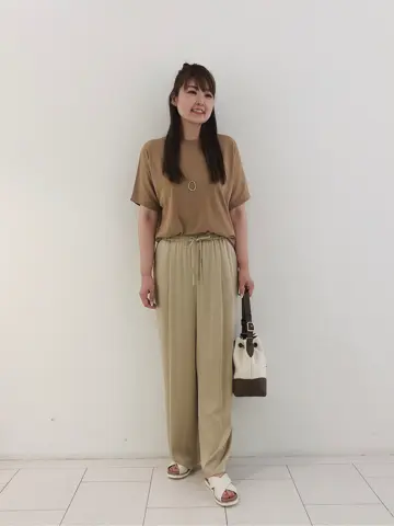 23区 L スタッフ コーディネート画像