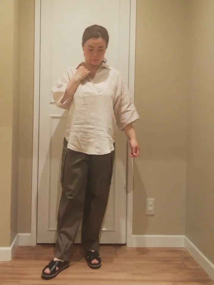  スタッフn コーディネート画像