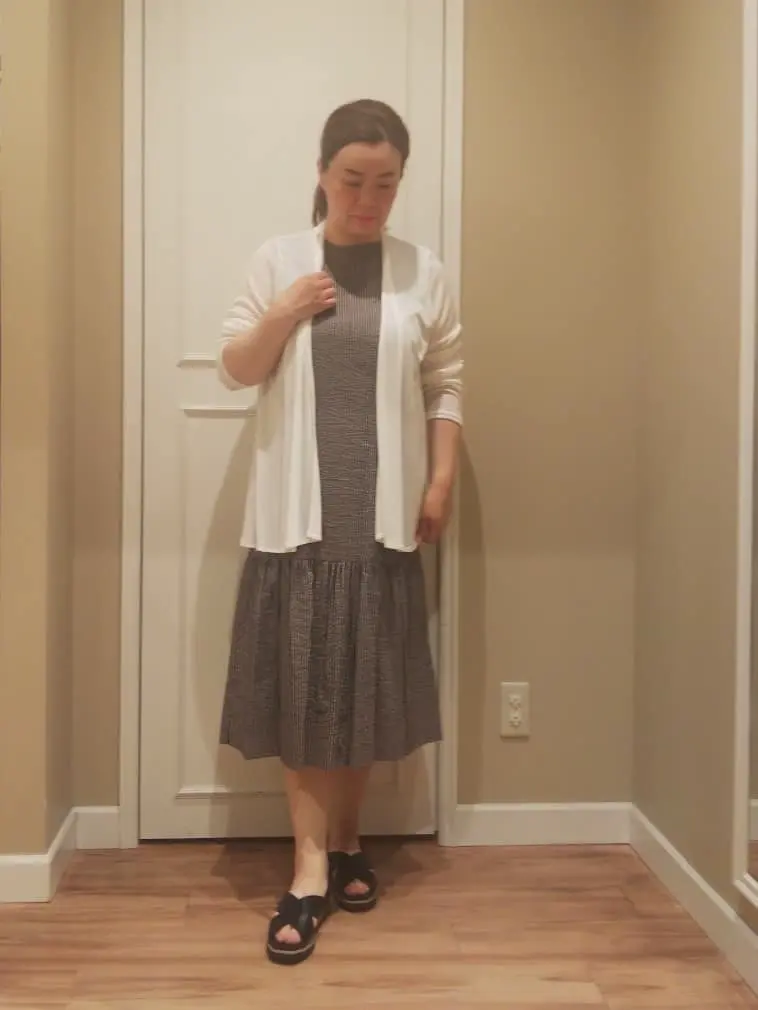 23区 L スタッフn コーディネート画像